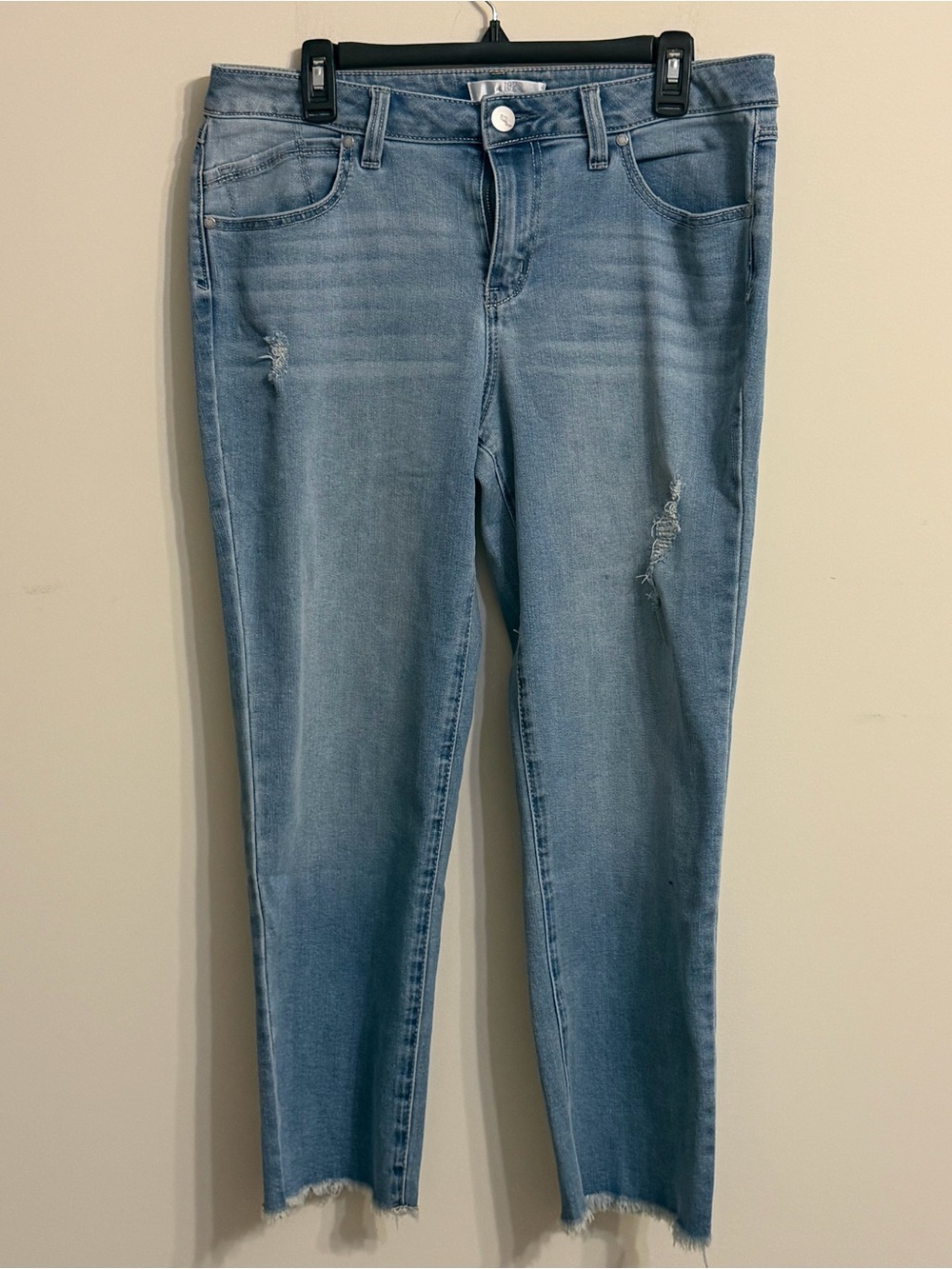 1822 Denim Light Blue High-Rise Cropped Straight Jeans NWOT - Picture 4 of 4